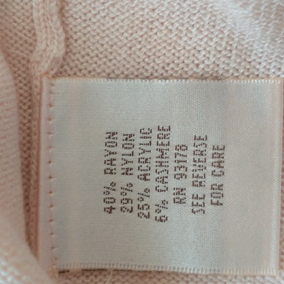 Hot in Hollywood cashmere blend V-Neck sweater pink blush rhinestones size M - Picture 8 of 8